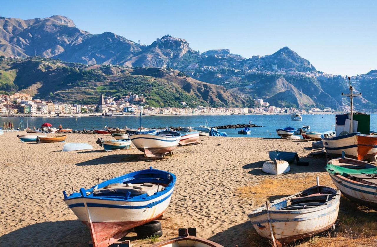 Roberto House Beach - Taormina Mare Giardini Naxos Ngoại thất bức ảnh